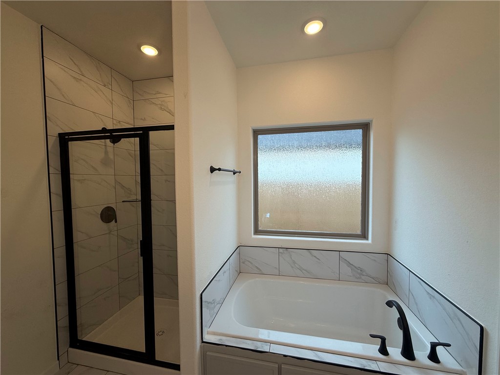 Yorktown 2 - Residential Lease