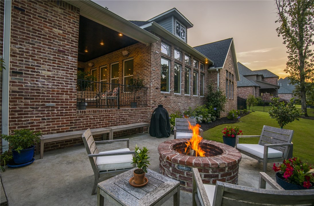 Oak Tree Centerton - Residential