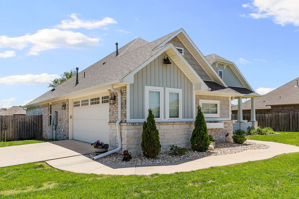 Elkhorn Sub Ph II Pea Ridge - Residential