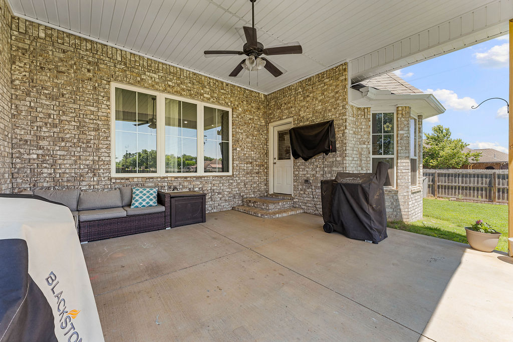 Elkhorn Sub Ph II Pea Ridge - Residential