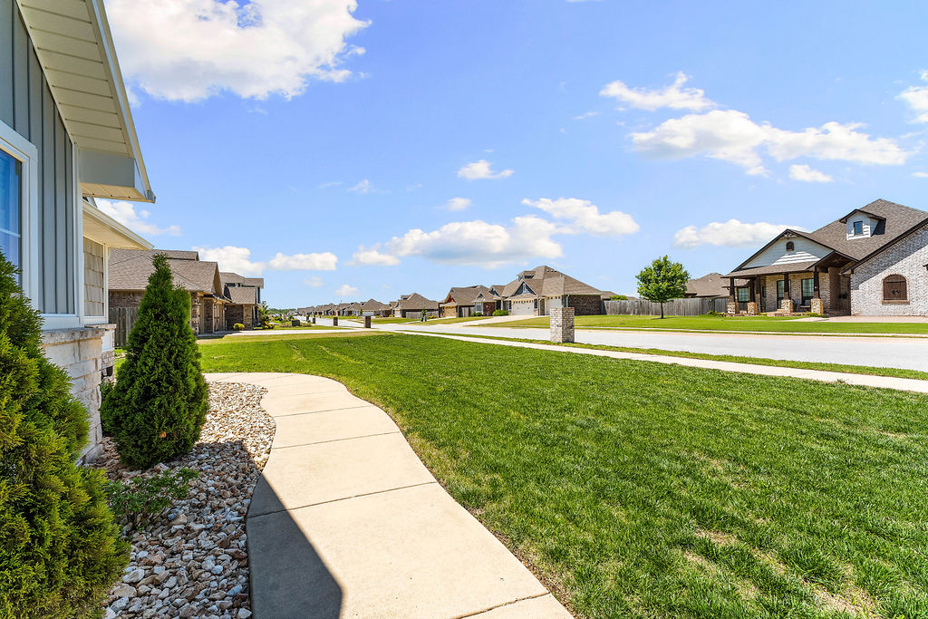 Elkhorn Sub Ph II Pea Ridge - Residential