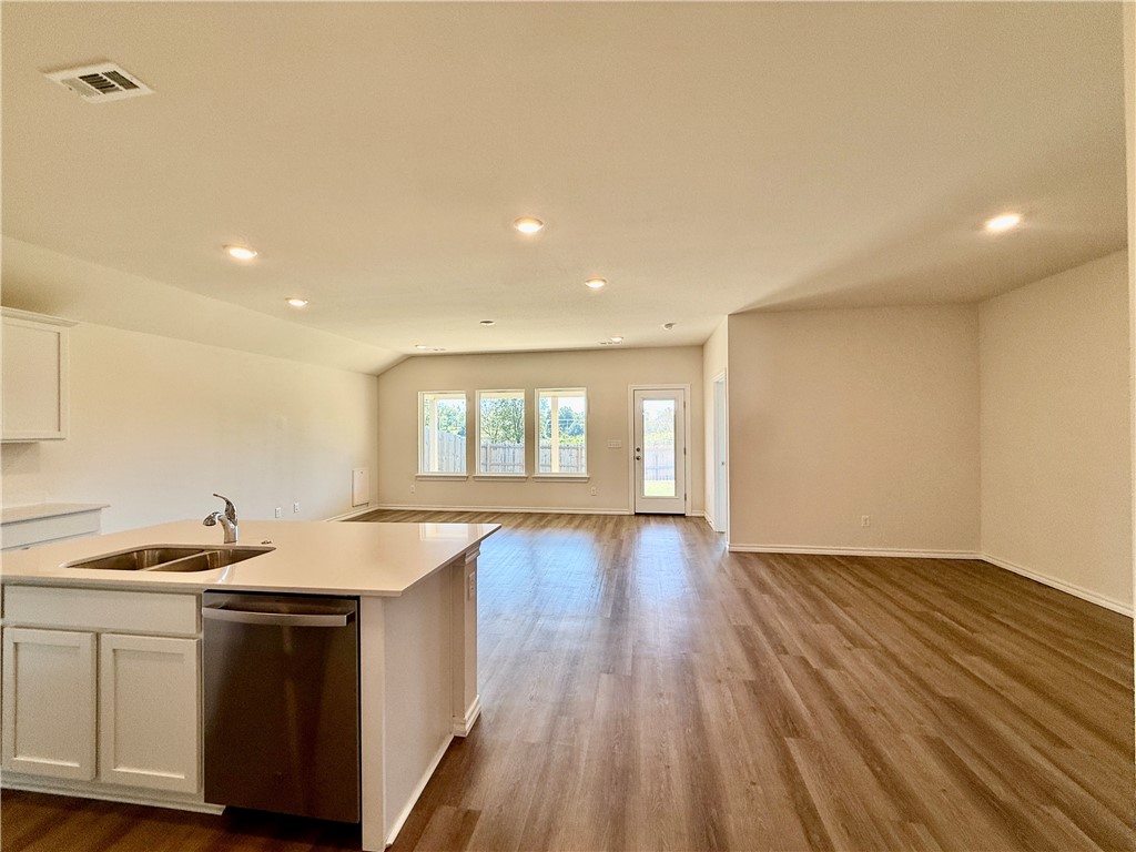 Main Street Village Gentry - Residential Lease