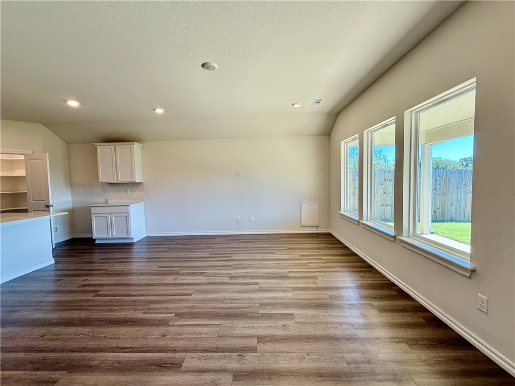 Main Street Village Gentry - Residential Lease