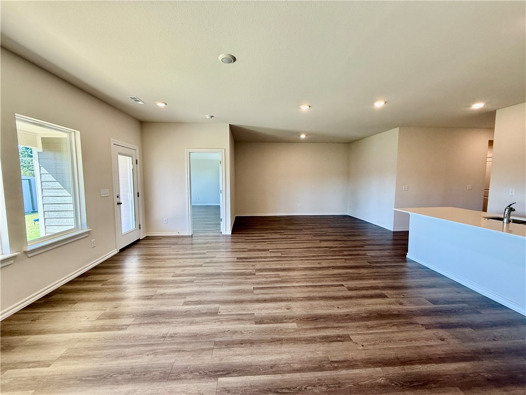 Main Street Village Gentry - Residential Lease