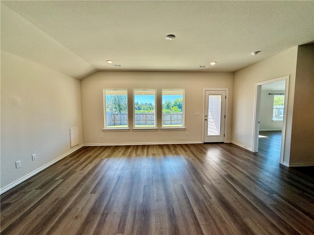 Main Street Village Gentry - Residential Lease