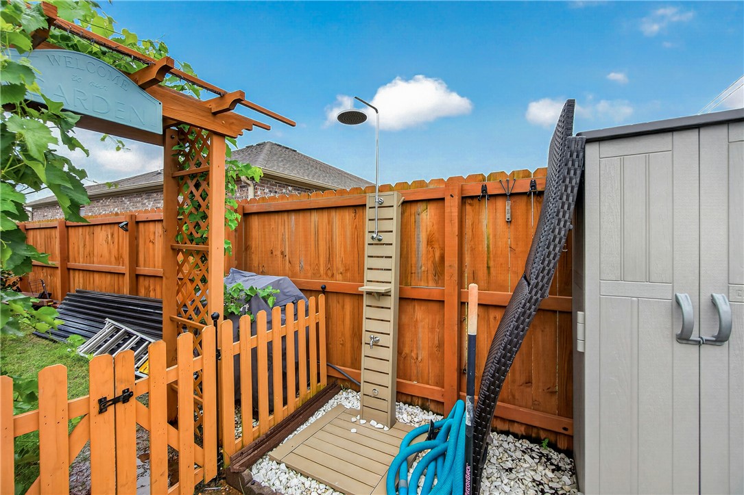 Providence Village Ph Ii Bentonville - Residential