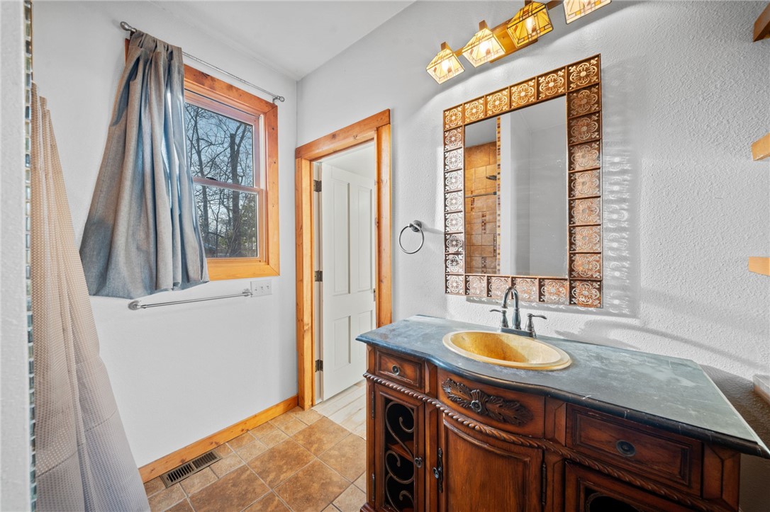 Hyland Park Rogers - Residential