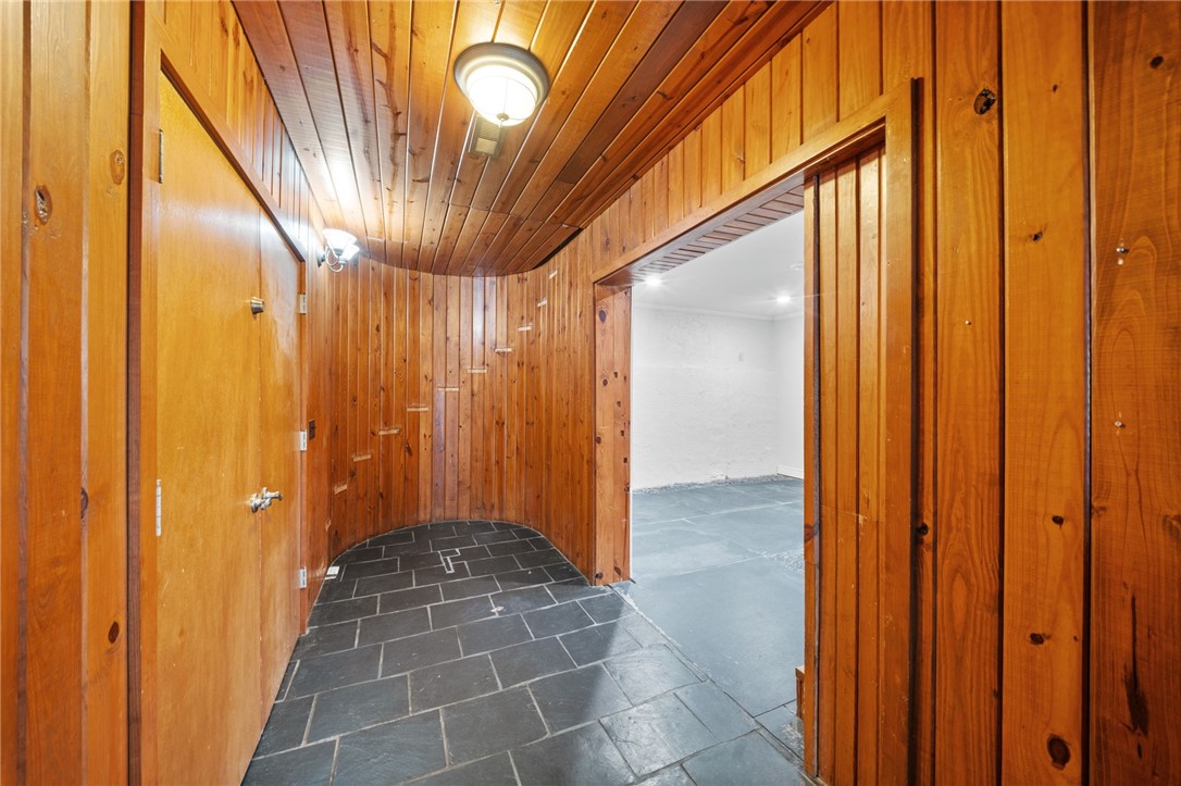 Hyland Park Rogers - Residential