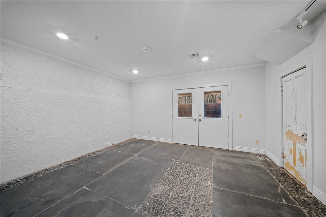 Hyland Park Rogers - Residential