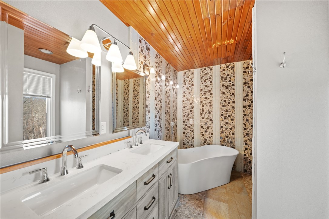 Hyland Park Rogers - Residential