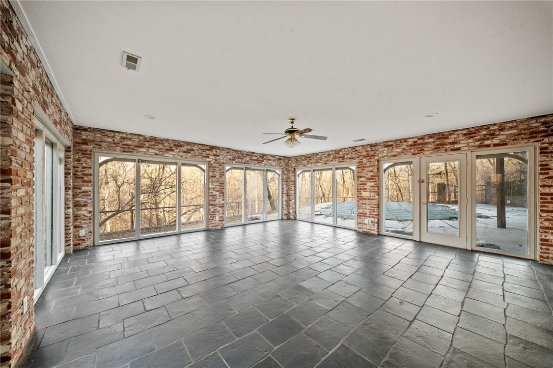 Hyland Park Rogers - Residential