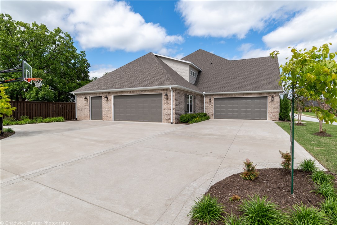 Oak Tree Centerton - Residential