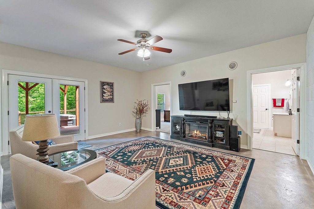 War Eagle Cove Ph IV - Residential