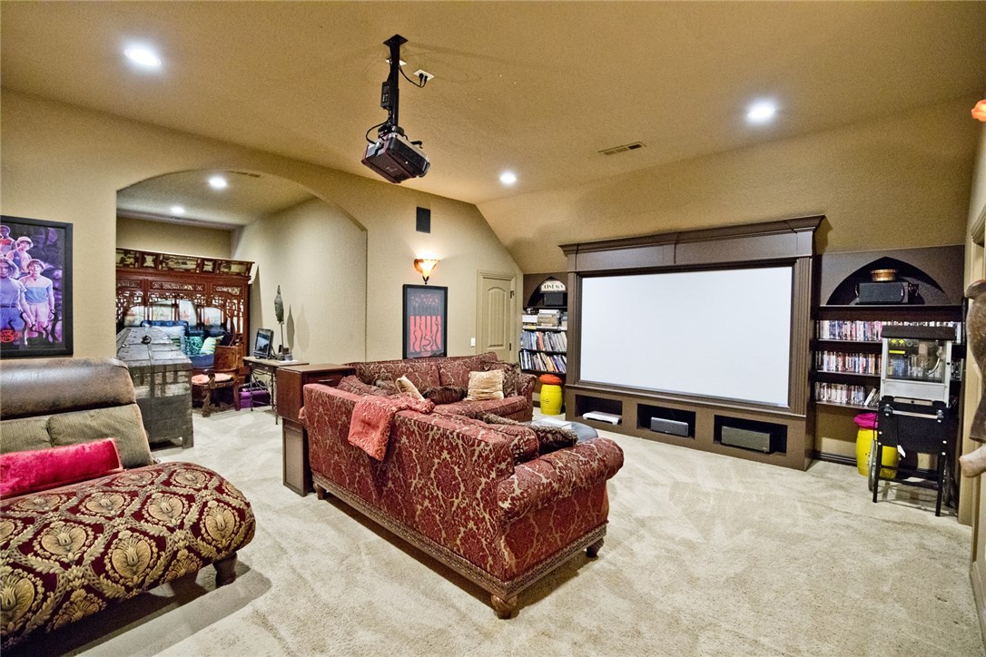 Churchill - Residential