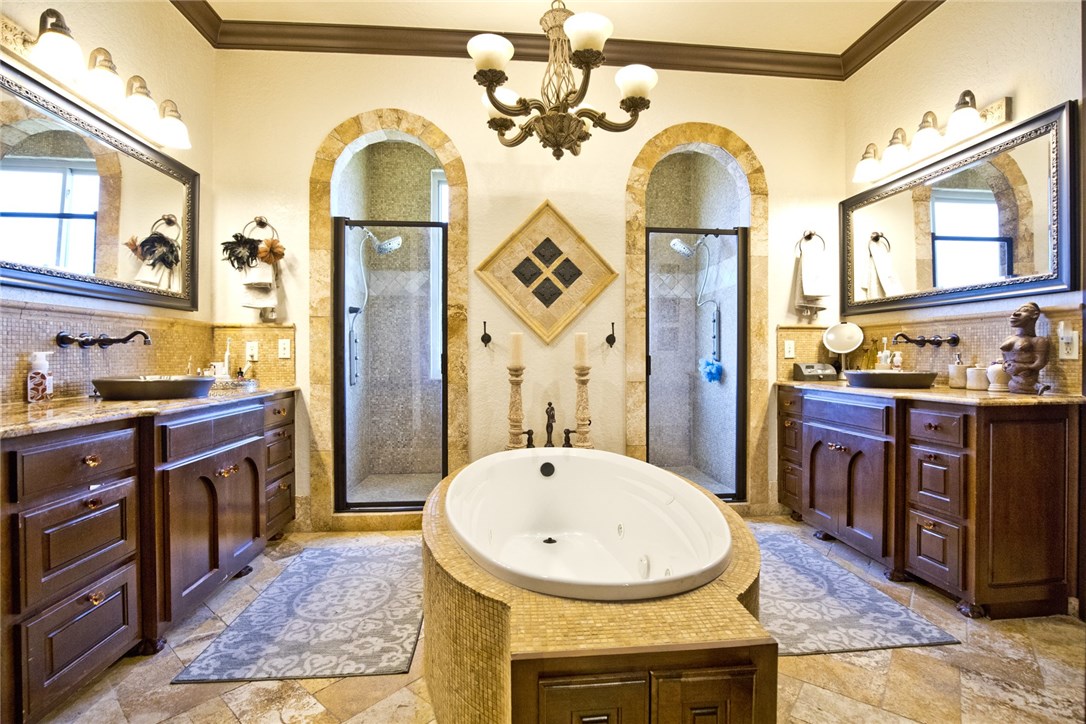 Churchill - Residential