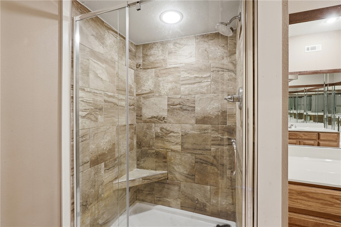 Unit 124 Holiday Island - Residential