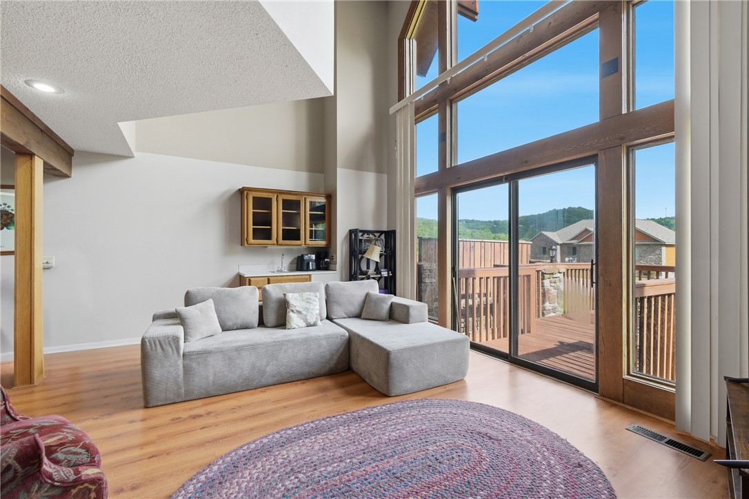 Unit 124 Holiday Island - Residential