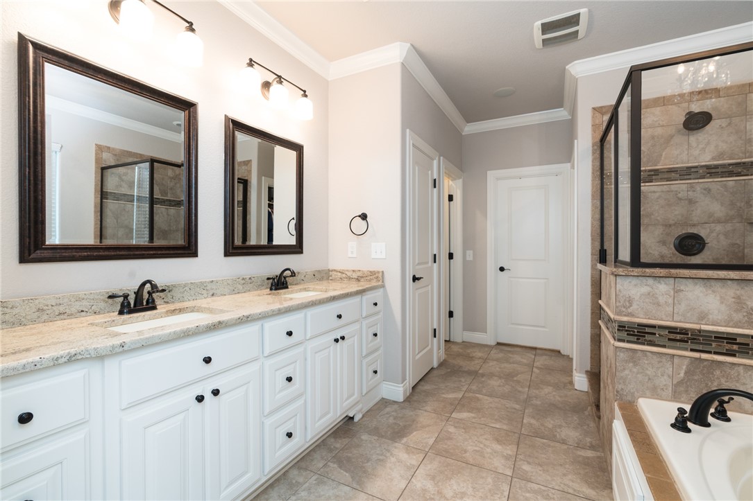 Oxford Ridge - Residential