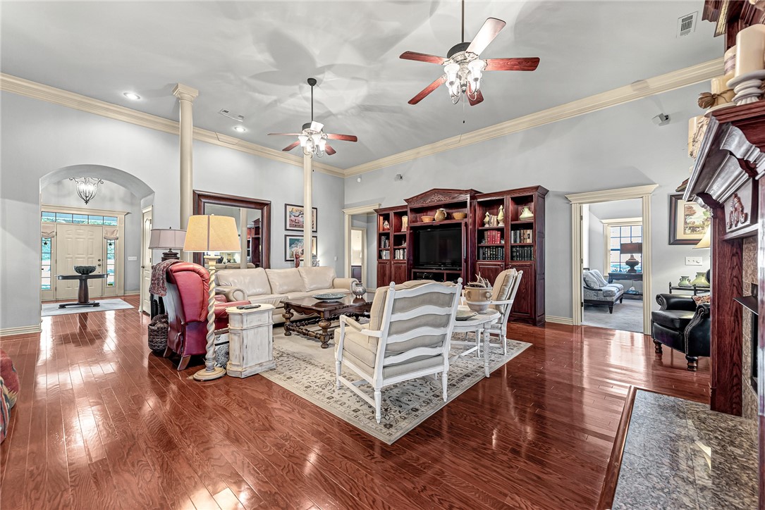 Tontitown Outlots - Residential