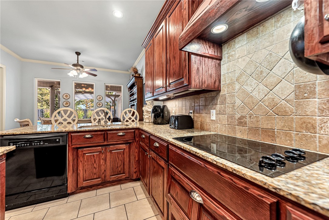 Tontitown Outlots - Residential