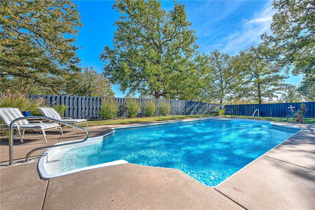 Tontitown Outlots - Residential