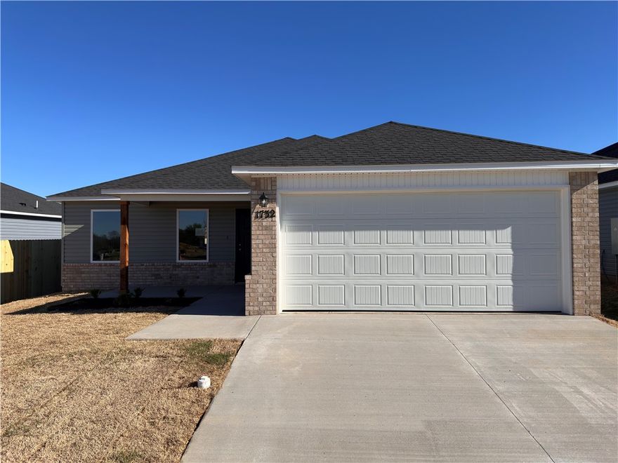 The enchanting Morgan plan is loaded with curb appeal with its welcoming covered front porch and attractive front yard landscaping. This home features an open floor plan with 3 bedrooms, 2 bathrooms, an expansive living room, and an exceptional eat-in kitchen fully equipped with energy-efficient appliances and generous counter space. Plus, a covered back porch that’s perfect for entertaining! Learn more about this home today!