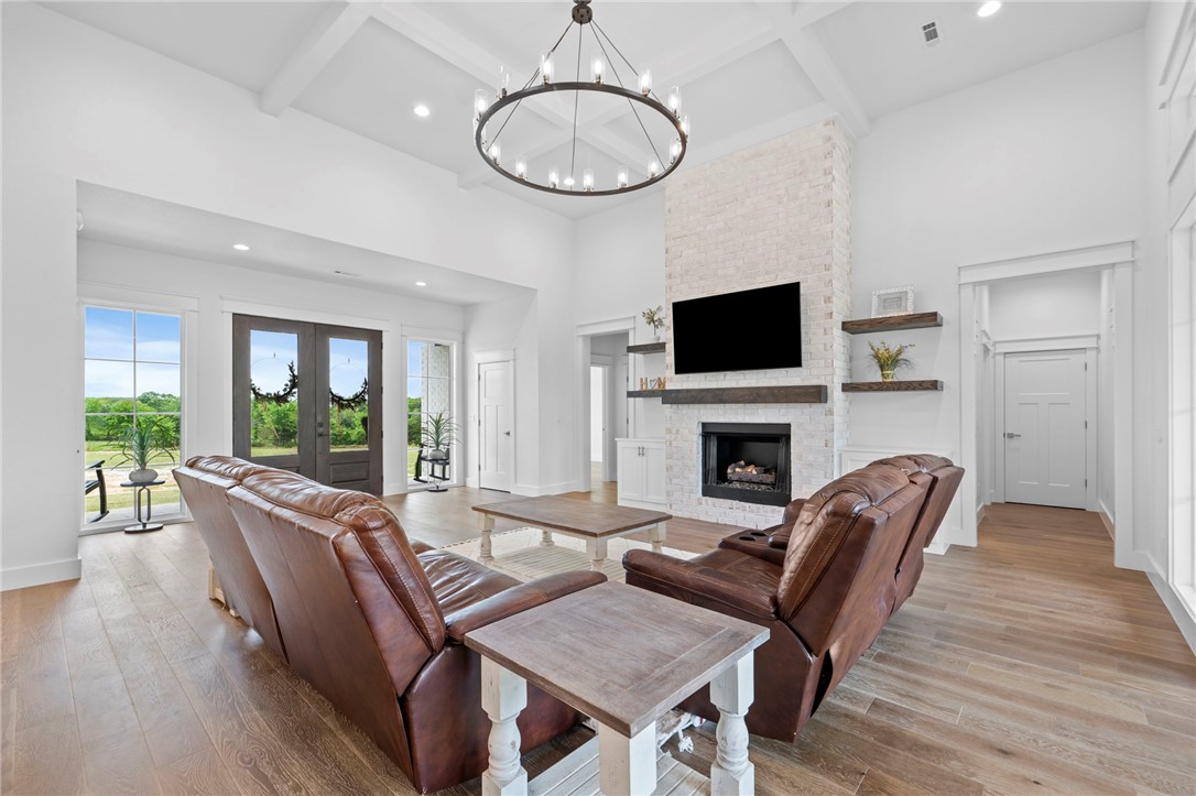 34-21-28 GARFIELD - Residential