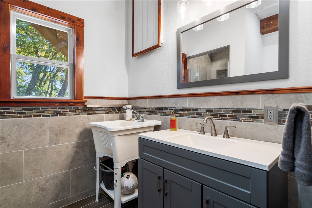 SLAYMAKER MINOR SUB-RURBAN - Residential