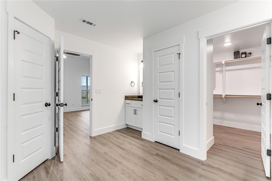 Woodcrest Walk - Residential