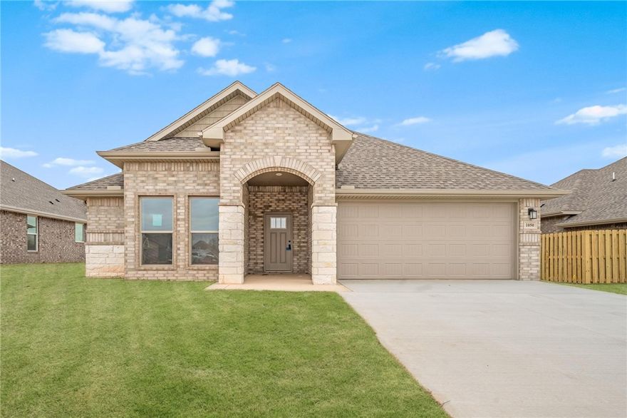 This 3-bedroom, 2-bathroom 2054 square feet home
includes a corner pantry, room for bar seating, and a
large, covered back patio, your family will feel right at
home. This floor plan has double vanities in the primary
bathroom. Also, it offers direct access from the utility
room to the primary closet and 10-foot ceilings in the
entry, kitchen, living area, and master bedroom. Taxes subject to change based on new construction.