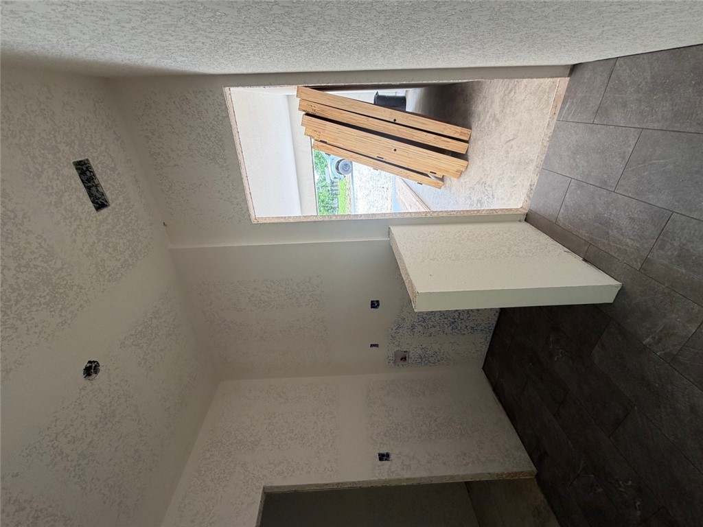 Whithorn Sub Bvv - Residential