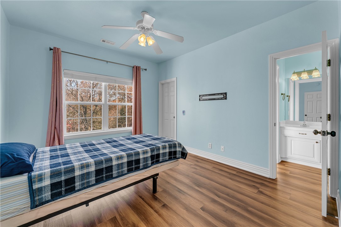 Hunts Lakeside Estates - Residential