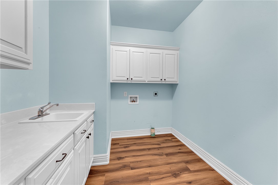 Hunts Lakeside Estates - Residential