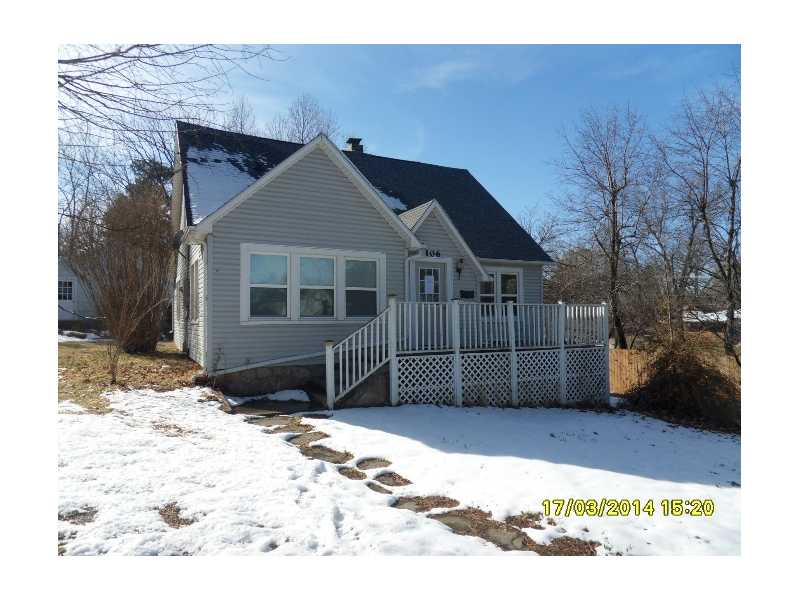 This is a very nice larger home that has had a nice remodel in that last 3-5 years with a large kitchen and dinning area. This house also has a split bedroom plan as well as a unfinished basement. Age of home is estimate.,This property is eligible under the Freddie Mac First Look Initiative through 05/08/2014." This property will be sold AS IS.