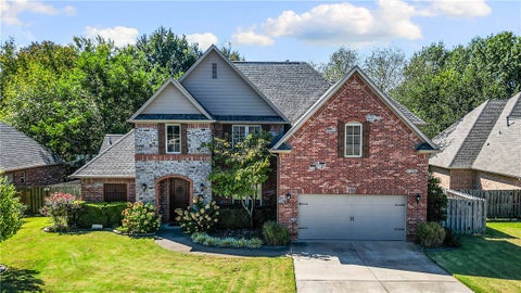 Photo of 361 Saint James Avenue, Springdale, AR 72764 (MLS # 1362380)