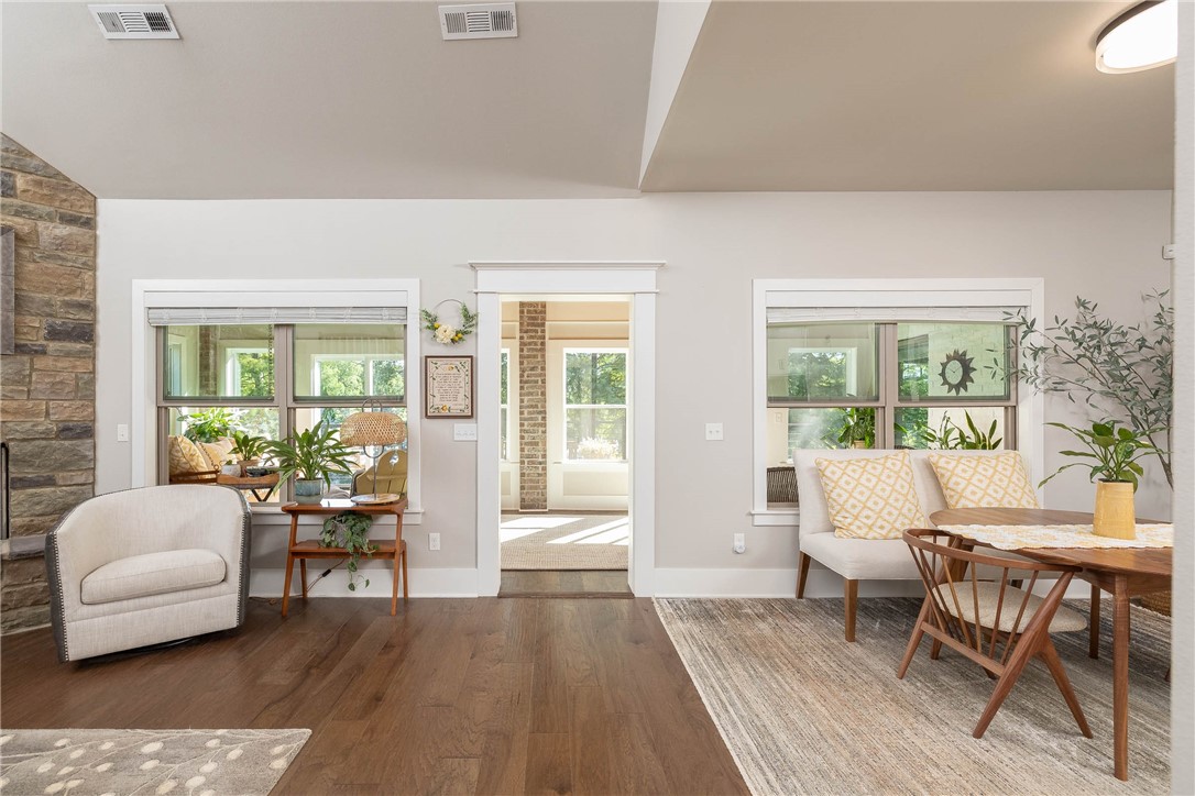 Star Lake - Residential