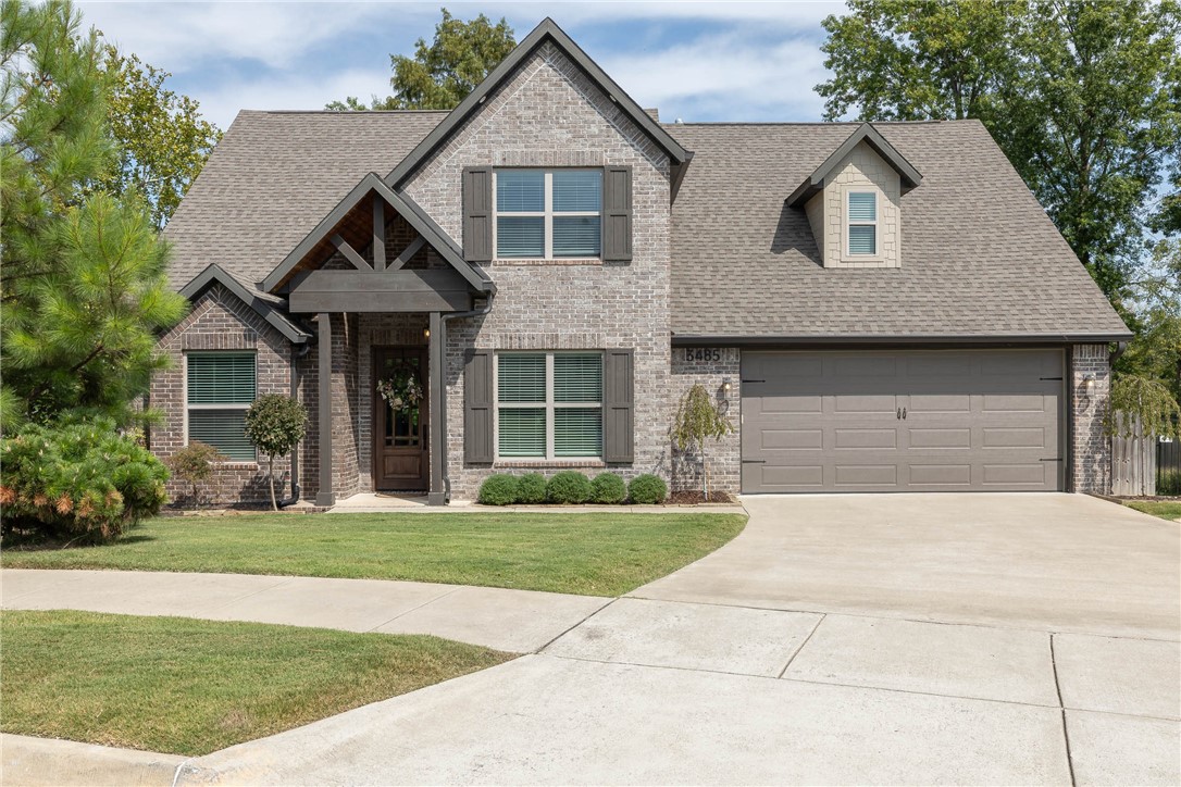 Tucked away in a beautiful neighborhood with stunning views of Lake Broccardo in your back yard. Featuring open floor plan with large kitchen and eat in area. Kitchen comes with large walk-in pantry, quartz counter tops, and professional Frigidaire series appliances. Home also features huge walk-in closets, lots of extra storage space, and TV speakers in the living room and sun porch. Brand New HVAC system with a 10-year warranty. Gorgeous Professional Landscaping over entire property along with irrigation system. POA takes care of grass mowing, mulching, and general maintenance of the entire neighborhood. You must see this one soon!!