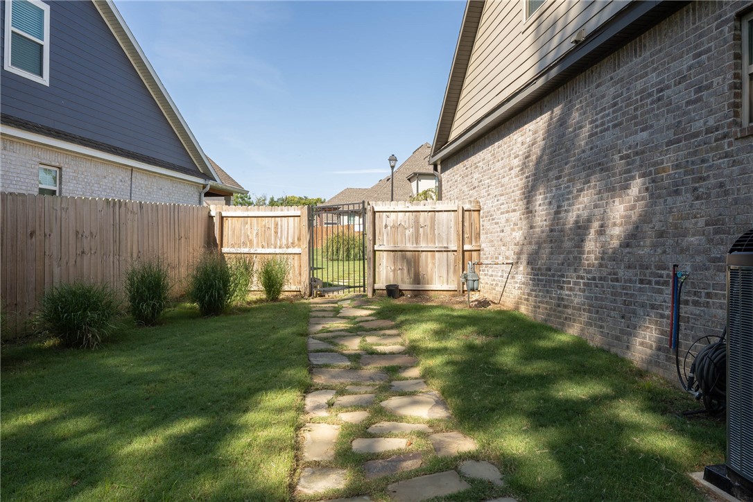 Star Lake - Residential