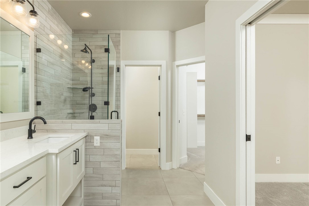 Star Lake - Residential