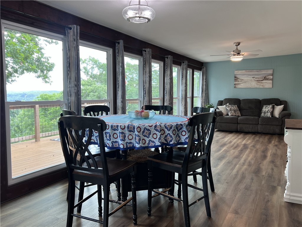 Tanglewood 4Th - Residential