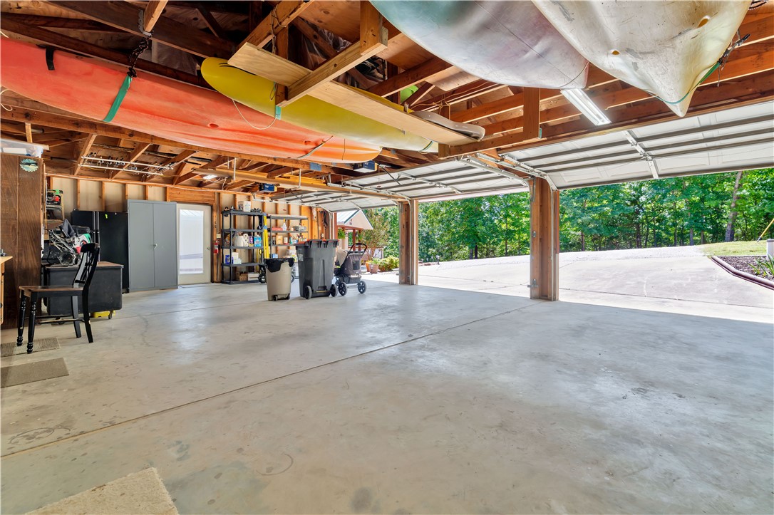 Tanglewood 4Th - Residential
