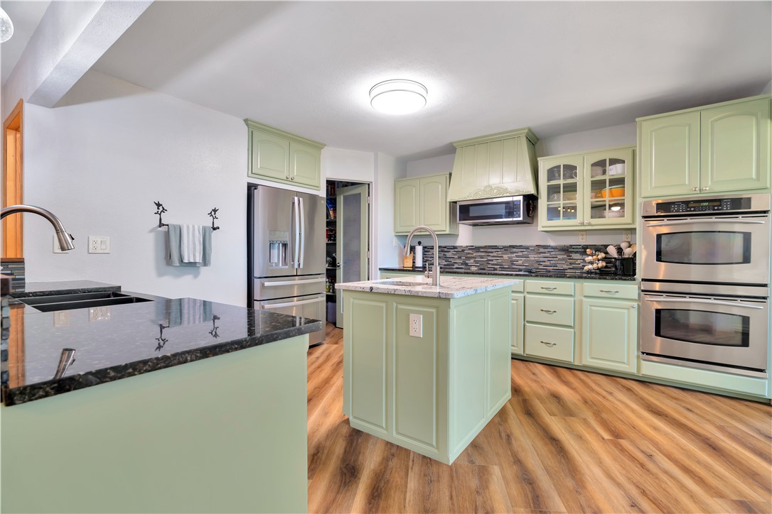 Tanglewood 4Th - Residential