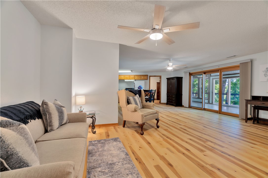Tanglewood 4Th - Residential