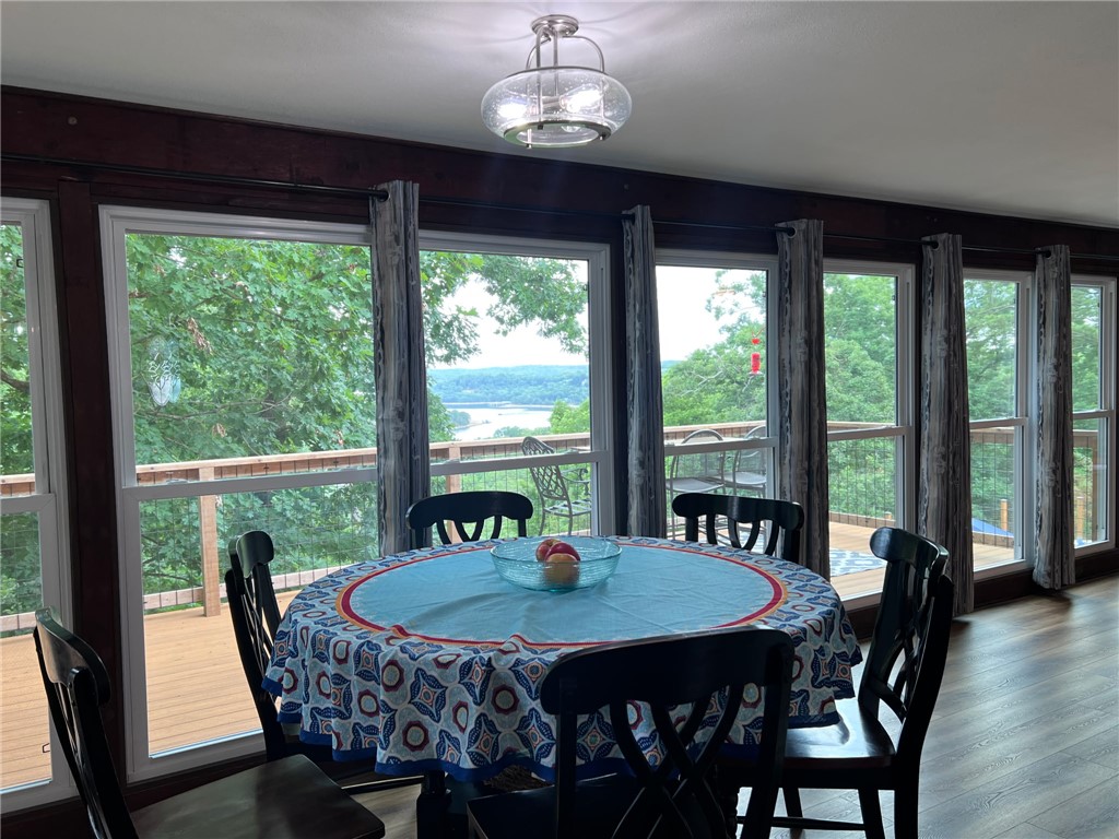 Tanglewood 4Th - Residential