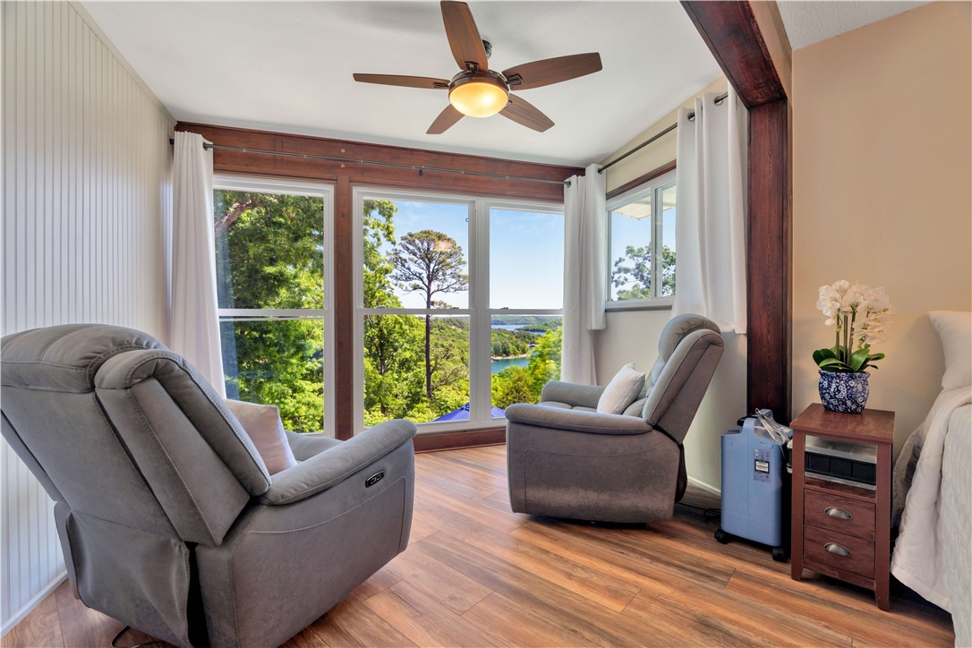 Tanglewood 4Th - Residential