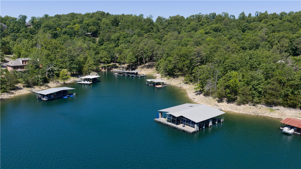 Tanglewood 4Th - Residential