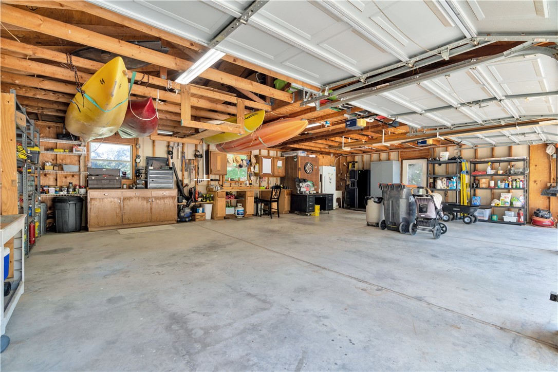 Tanglewood 4Th - Residential
