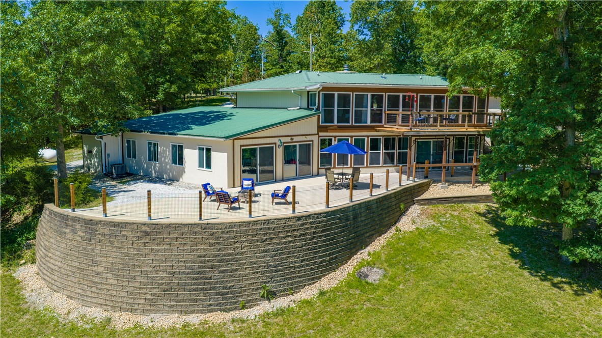 Tanglewood 4Th - Residential