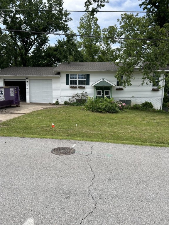 Multi Level home in Bentonville with tons of potential. Close to downtown and all that Bentonville has to offer. Updates include new windows downstairs, gutters, freshly painted interior, and new carpet in family room.