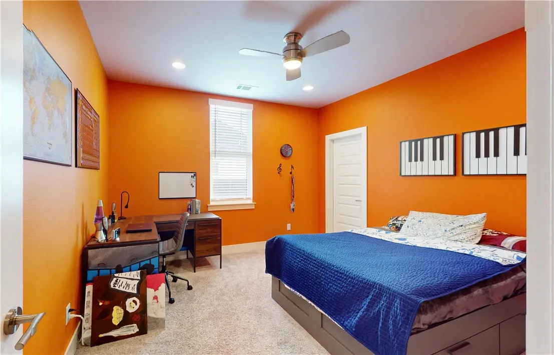 Centerton, Arkansas 72719, United States, 5 Bedrooms Bedrooms, ,4 BathroomsBathrooms,Residential,Active,239116